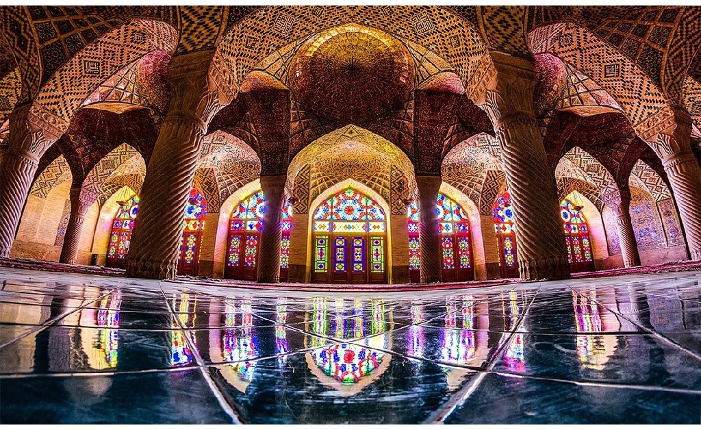 معماری ایرانی در آینه تاریخ