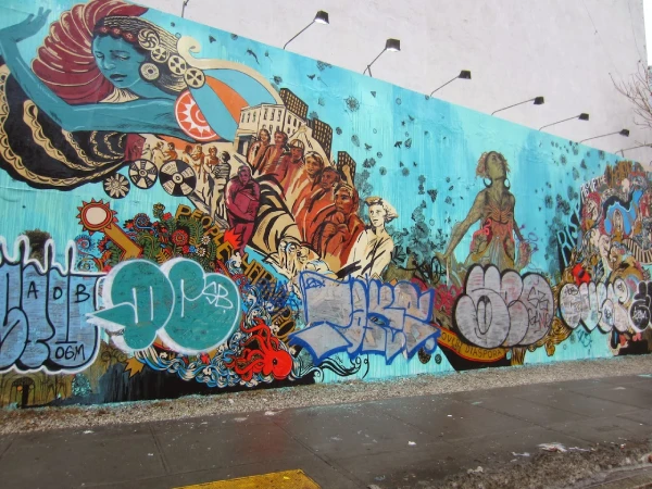 دیوار تقاطع هوستن و بوئری که ۴۰ سال است میزبان هنر شهری است
