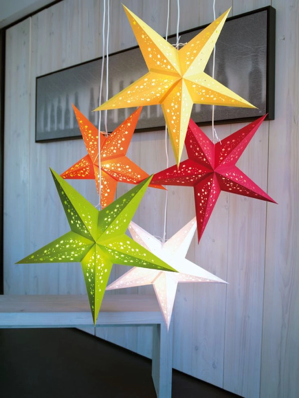 ستاره باران کردن اتاق کودک با اوریگامی ستاره