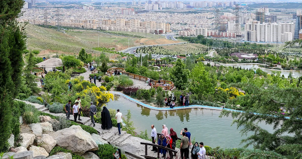 مکان های دیدنی در کلانشهرهایی مانند تهران