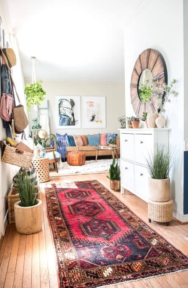 پالت رنگی خانه با گل و گیاه تزیینی و آپارتمانی 